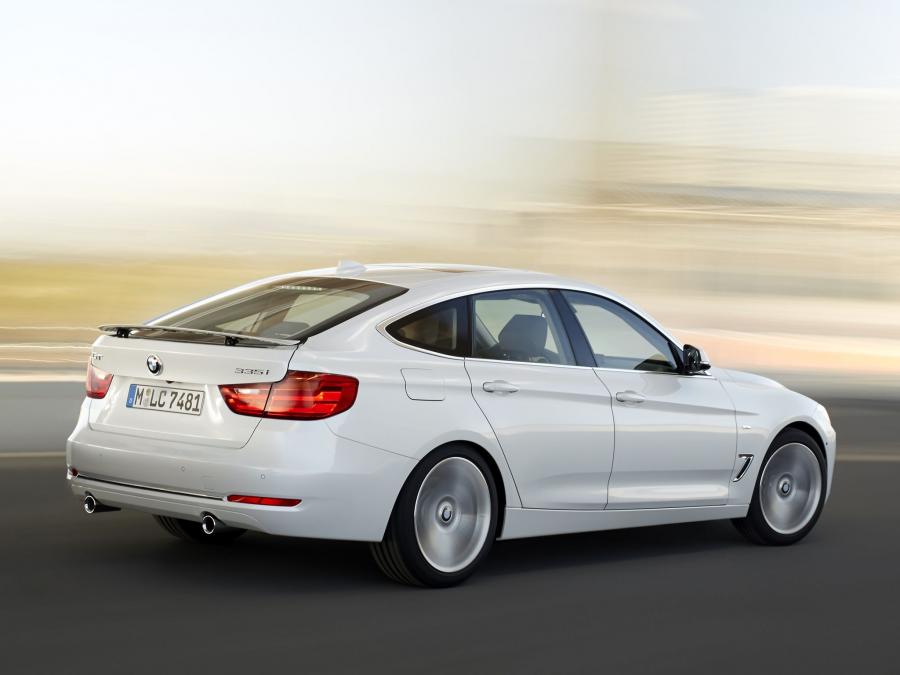  BMW 335i Gran Turismo Luxury Line 2013 года  (фото 11 из 16)
